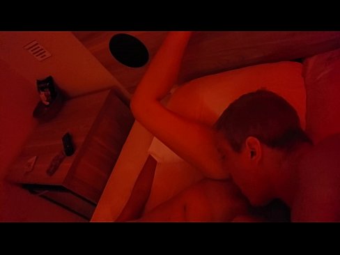 ❤️ A lamber a minha rata molhada. ❤️ Porno vídeo em nós