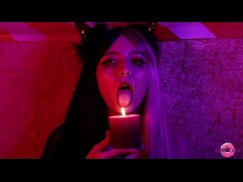 ❤️ Broche apaixonado de Sexy Succubus com preenchimento da boca ❤️ Porno vídeo em nós